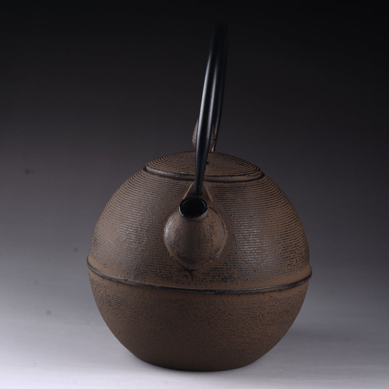 Handmade pill-shaped cast iron pot